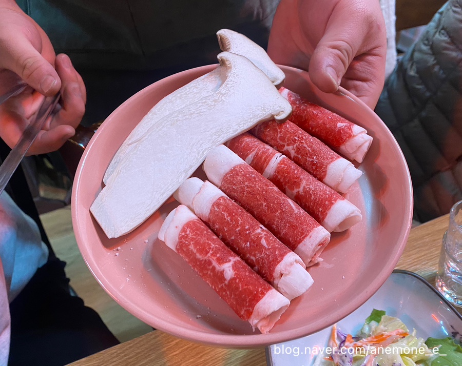 대한한우숯불구이 이미지