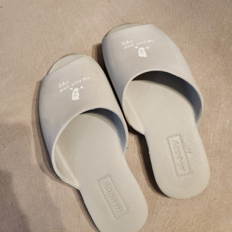 더풋샵이태원점 이미지