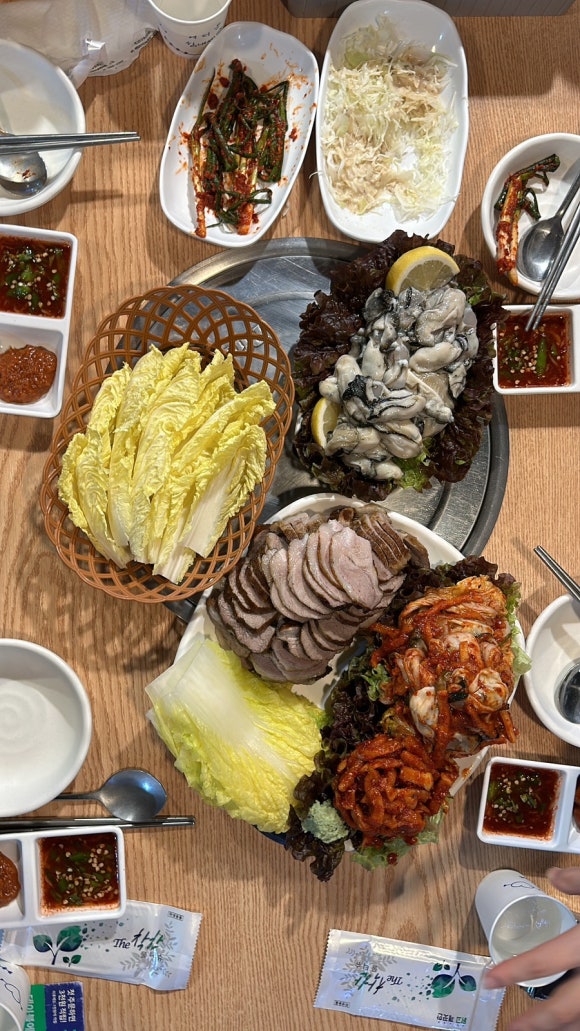굴이랑보쌈이랑 이미지