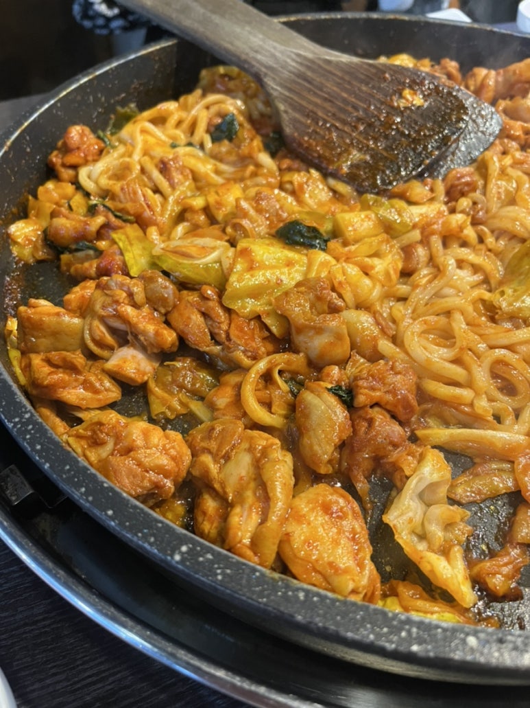 춘천닭갈비명가여기닭 이미지