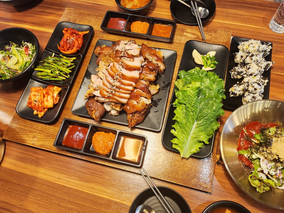 엄청난족발 이미지