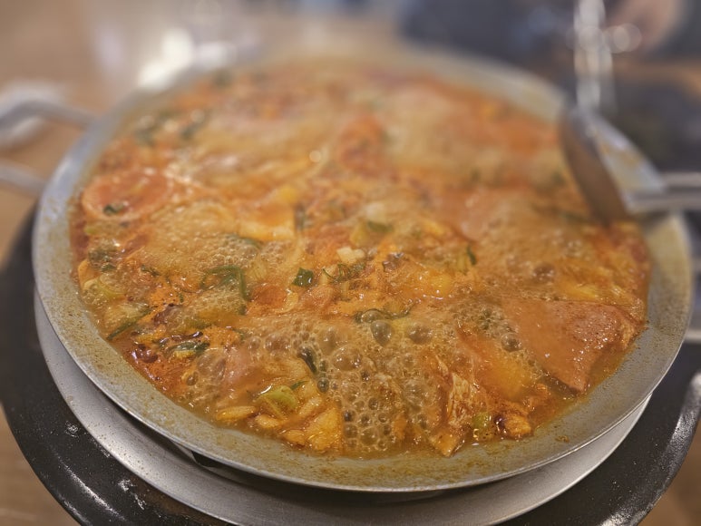 놀부부대찌개 형곡점 이미지