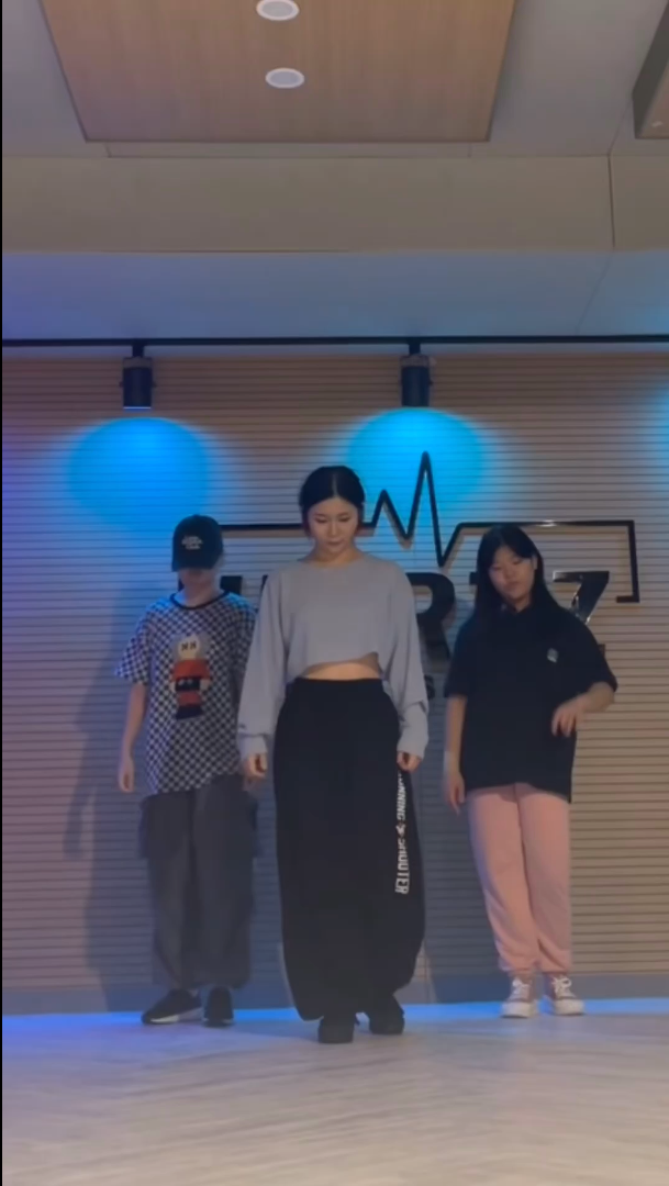헤르츠댄스아카데미학원 이미지