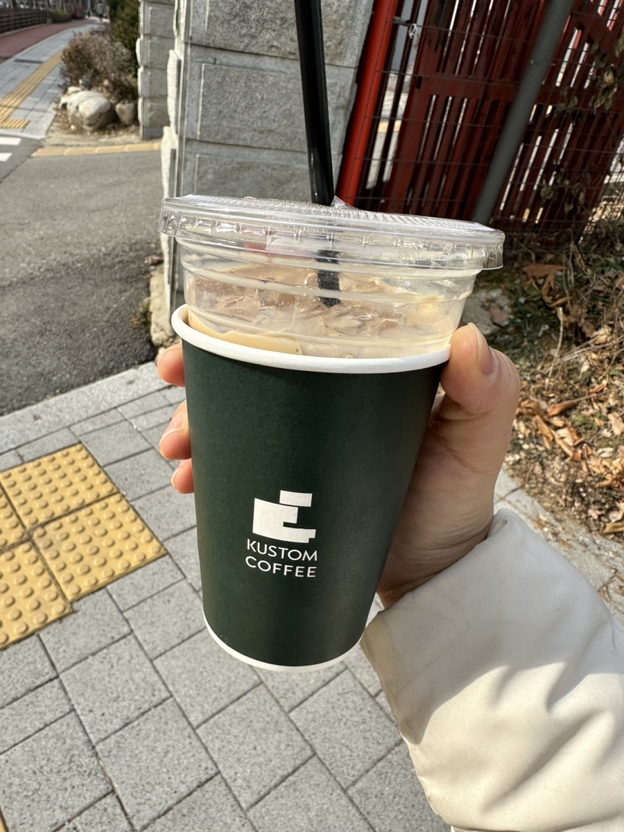 컴포즈커피상일 이미지