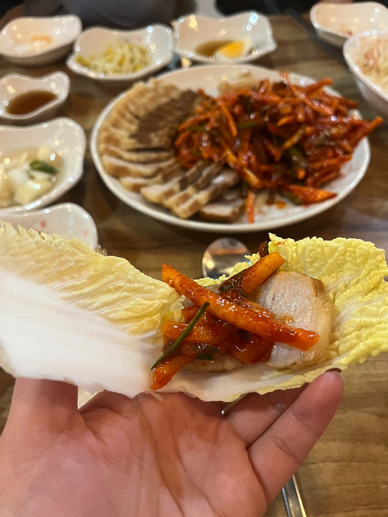 본가한치보쌈 이미지
