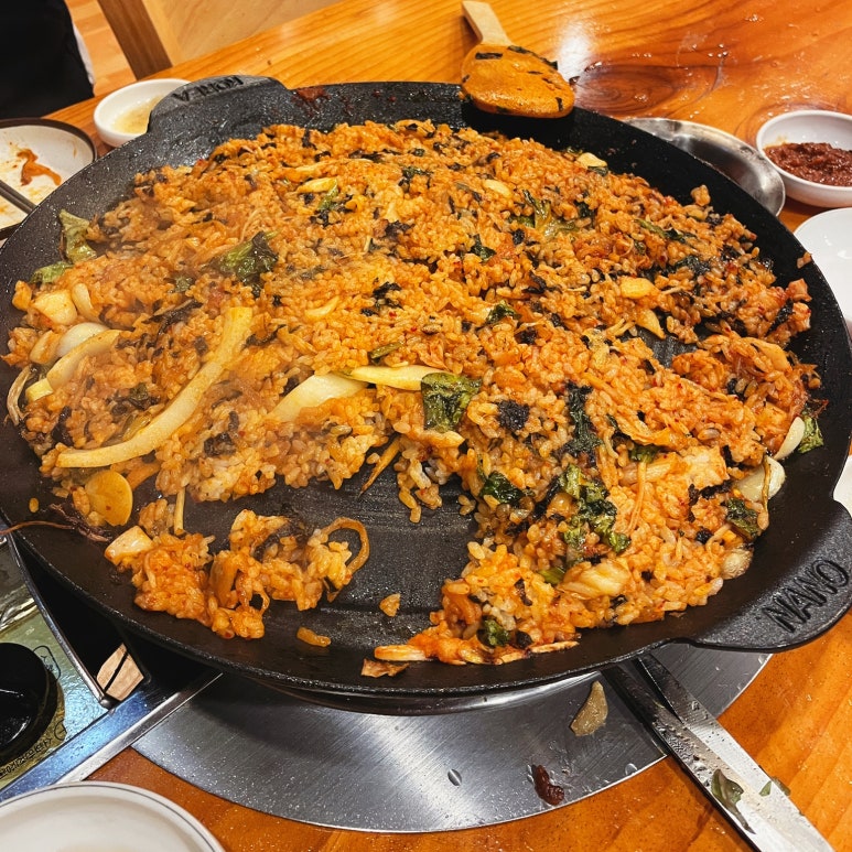 돈대감솥뚜껑삼겹살 이미지