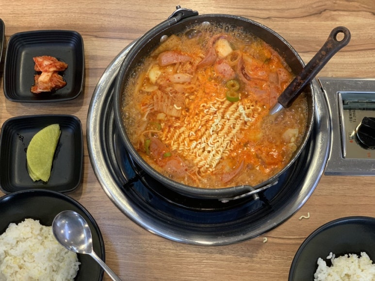 단양마늘부대찌개 이미지