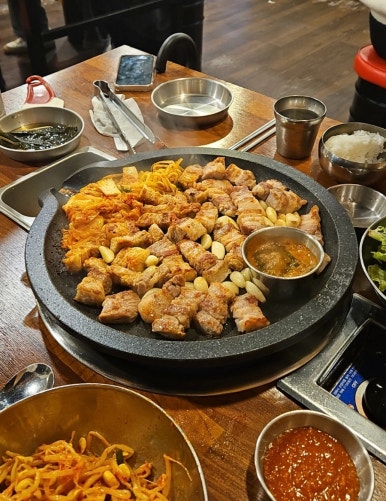 연탄초벌 솥뚜삼 이미지