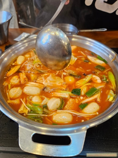 두끼위례 이미지