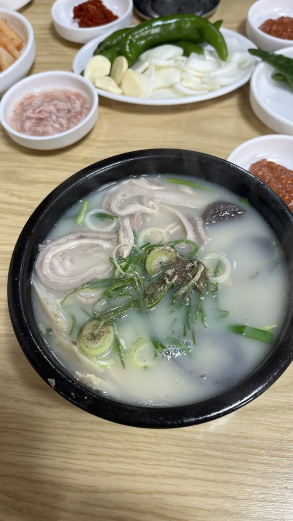 연창돼지국밥 이미지