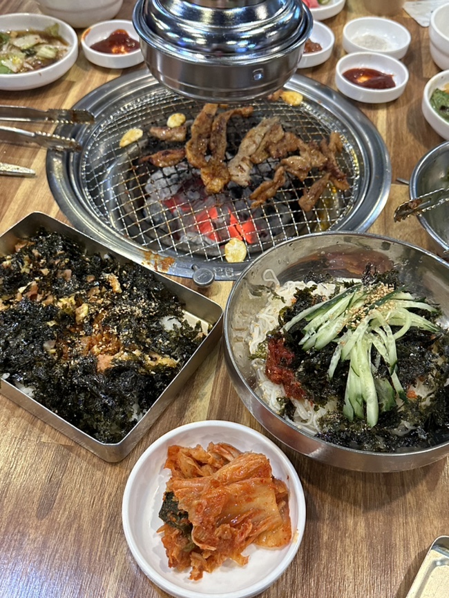 38선넘은짱닭 효자점 이미지