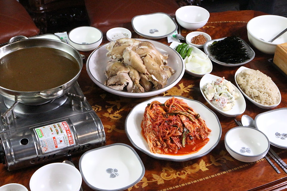 우리옻닭 이미지