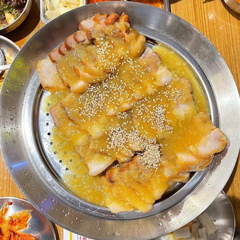 냠냠족발 이미지