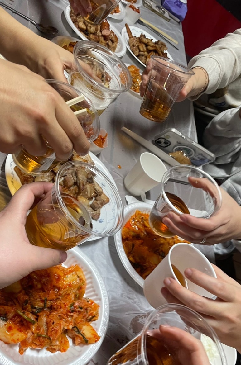 돌고래풀하우스 이미지