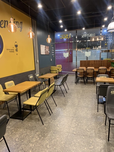 컴포즈커피마산 이미지