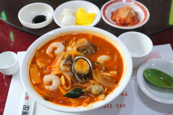 이순신반점 이미지