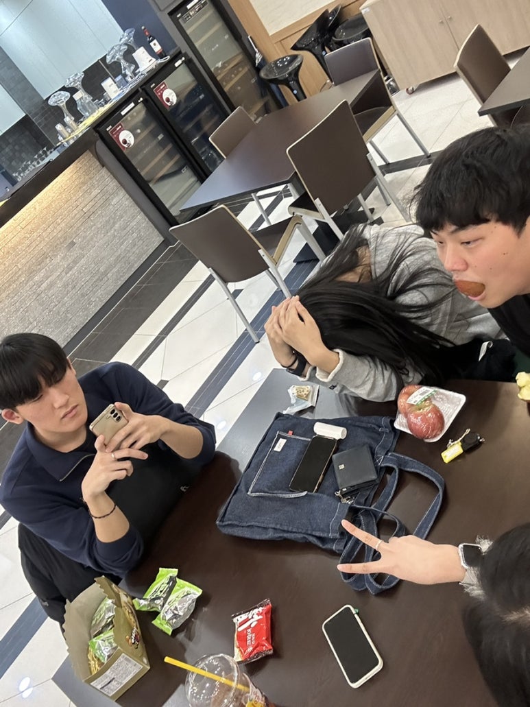 건우에프앤비 이미지