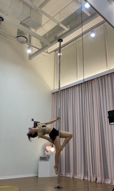 폴리너스폴댄스 이미지