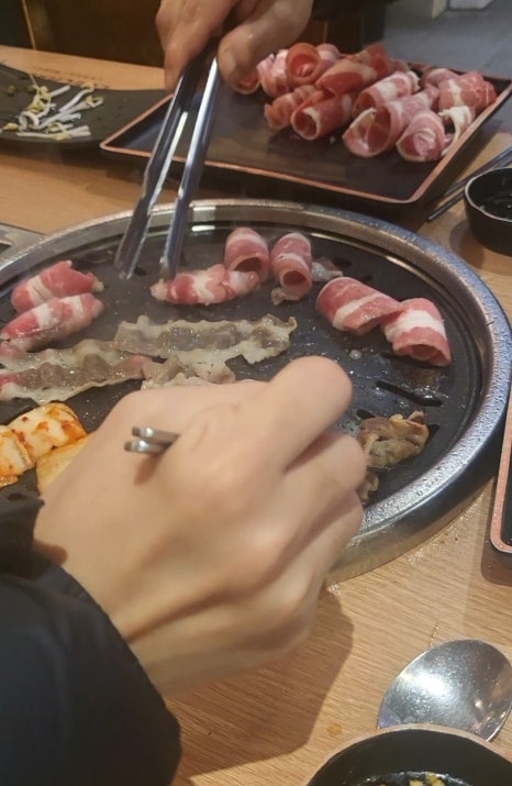 윤브로 이미지