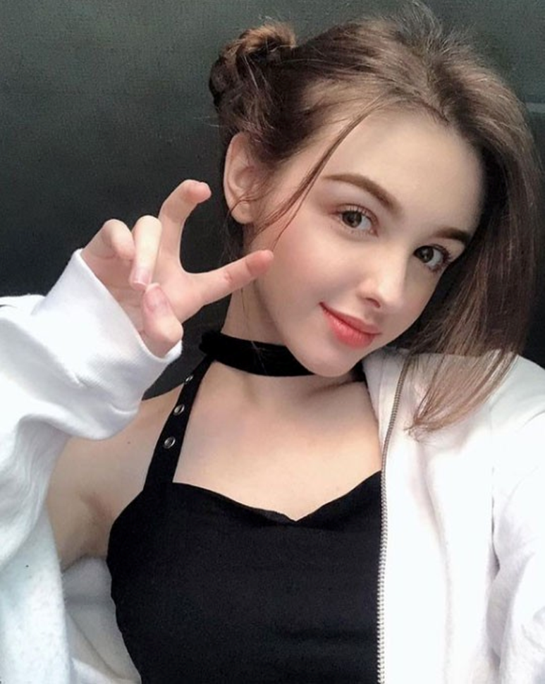 Elina(엘리나) 이미지