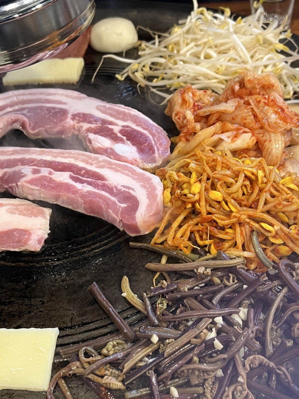 60판왕뚜껑삼겹살(곡선점) 이미지