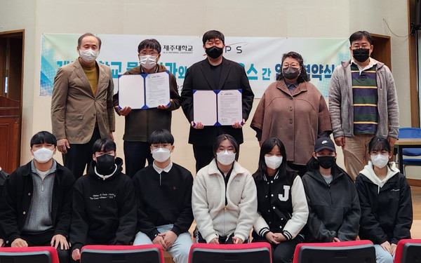 우주인력 이미지