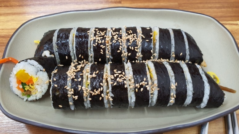 고도리김밥 이미지
