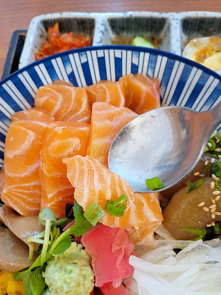모리모리덮밥도시락 이미지
