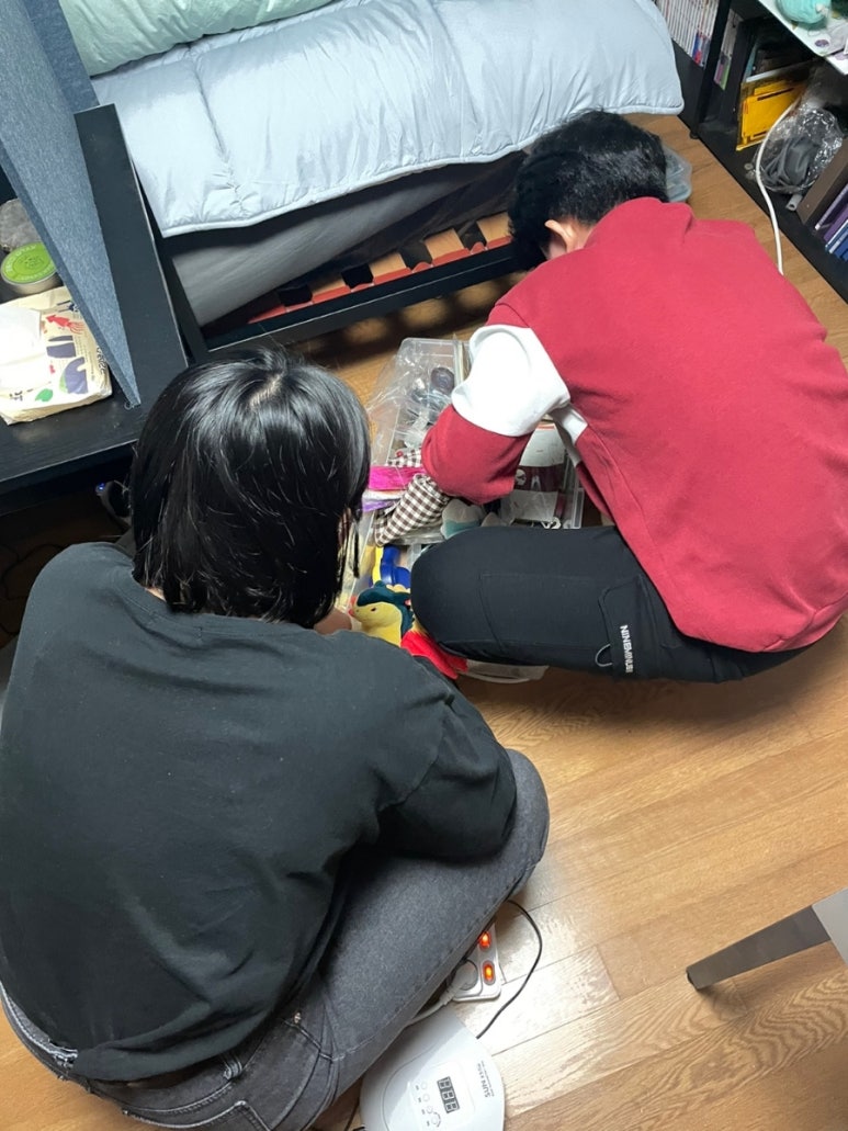 채윤 살롱 이미지