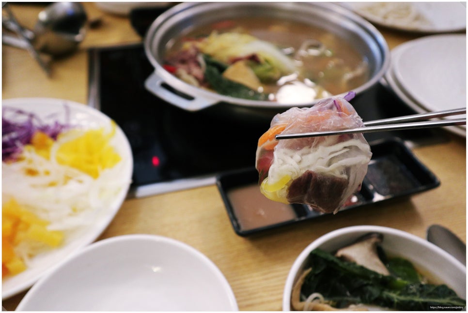 돌담족발 이미지