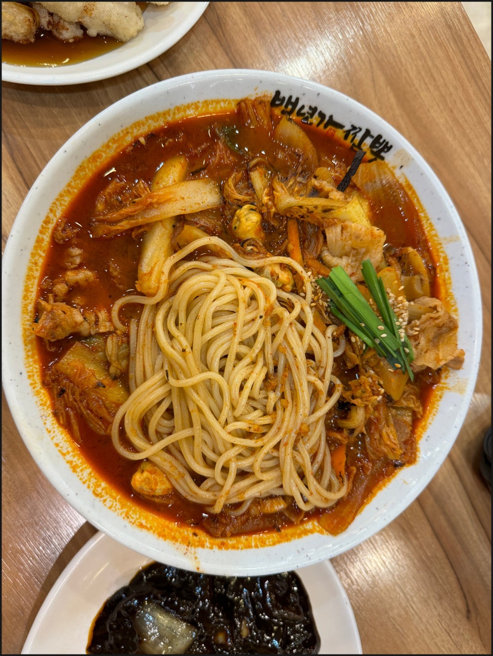 백년가짬뽕 이미지