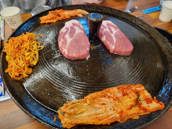 싹쓰리솥뚜껑삼겹살망우점 이미지