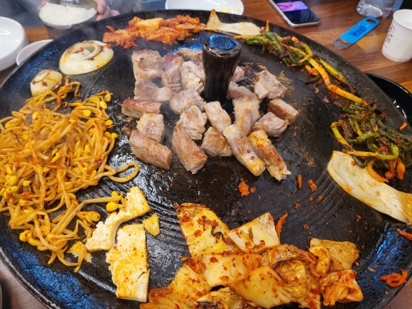 싹쓰리솥뚜껑삼겹살망우점 이미지
