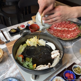 엠오엠 이미지