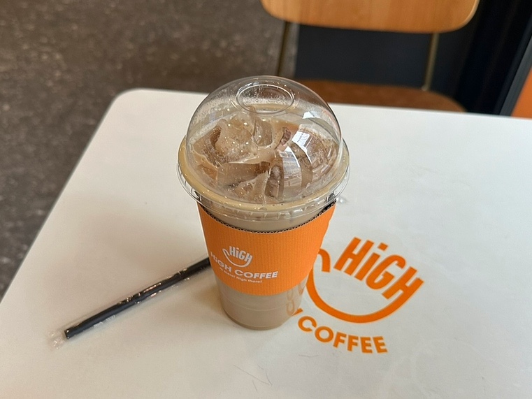 컴포즈커피광주첨단점 이미지