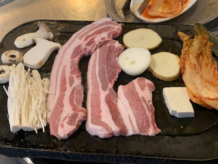 제주골 김치오겹살 이미지