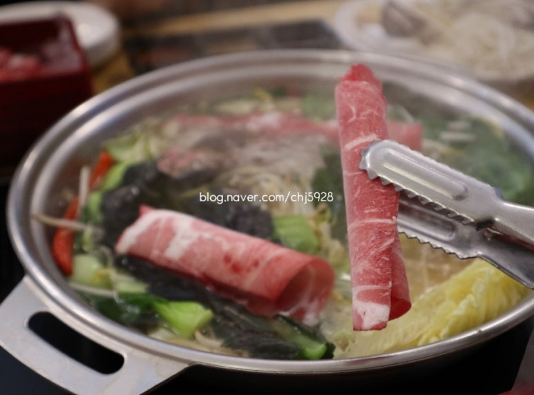 돌담족발 이미지