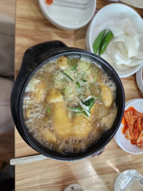 초석잠상황버섯삼계탕 이미지