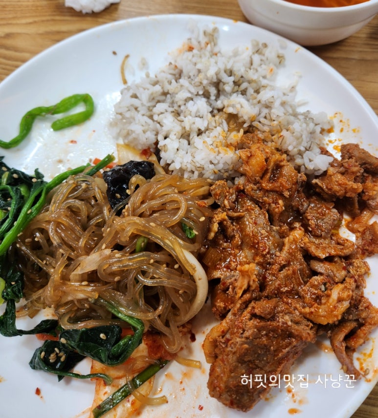 곰달래한식뷔페 이미지