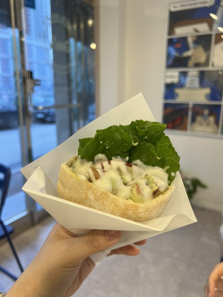 글로리아밀스 이미지