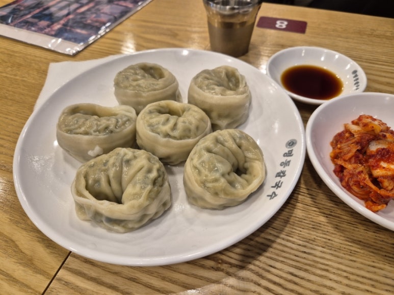 명동칼국수 성수점 사진 8