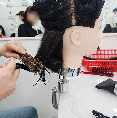 커트실무헤어전문학원 이미지