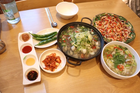 조조칼국수 이미지