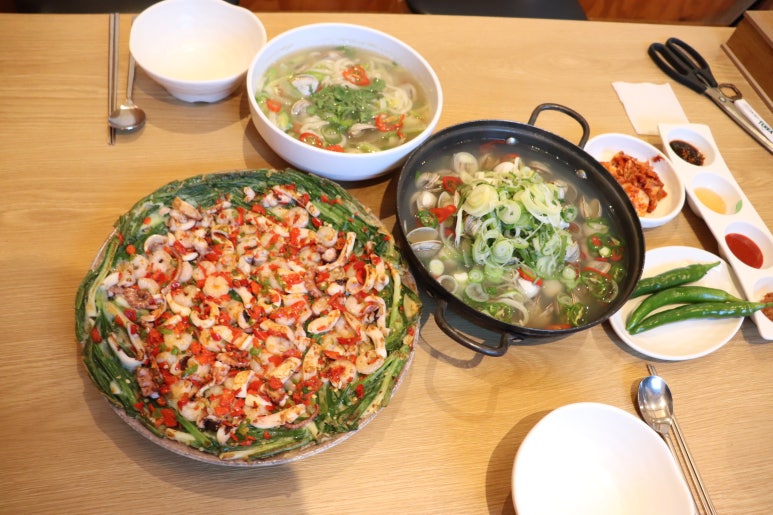조조칼국수 이미지