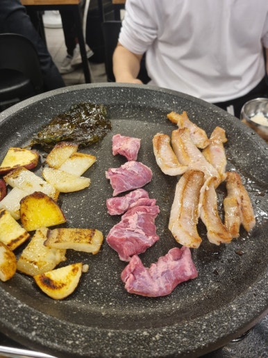 부흥정육점 이미지
