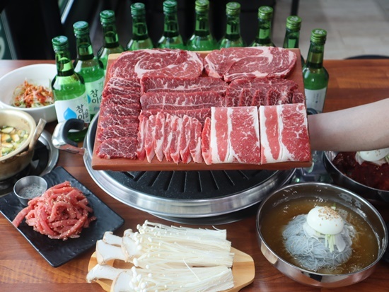 채영진의명품생고기무한리필 이미지