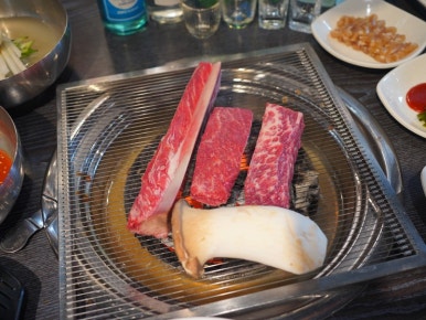 황금돼지숯불구이 이미지