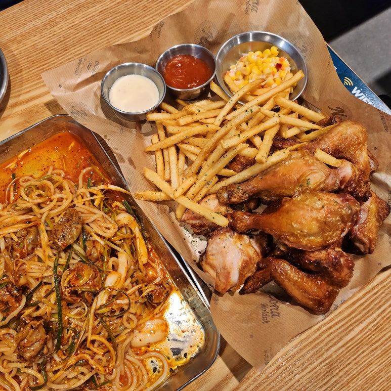 누구나홀딱반한닭일산 이미지