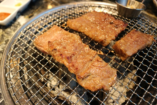 맛좋은 고기마을 이미지