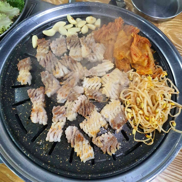 칼집삼겹 이미지